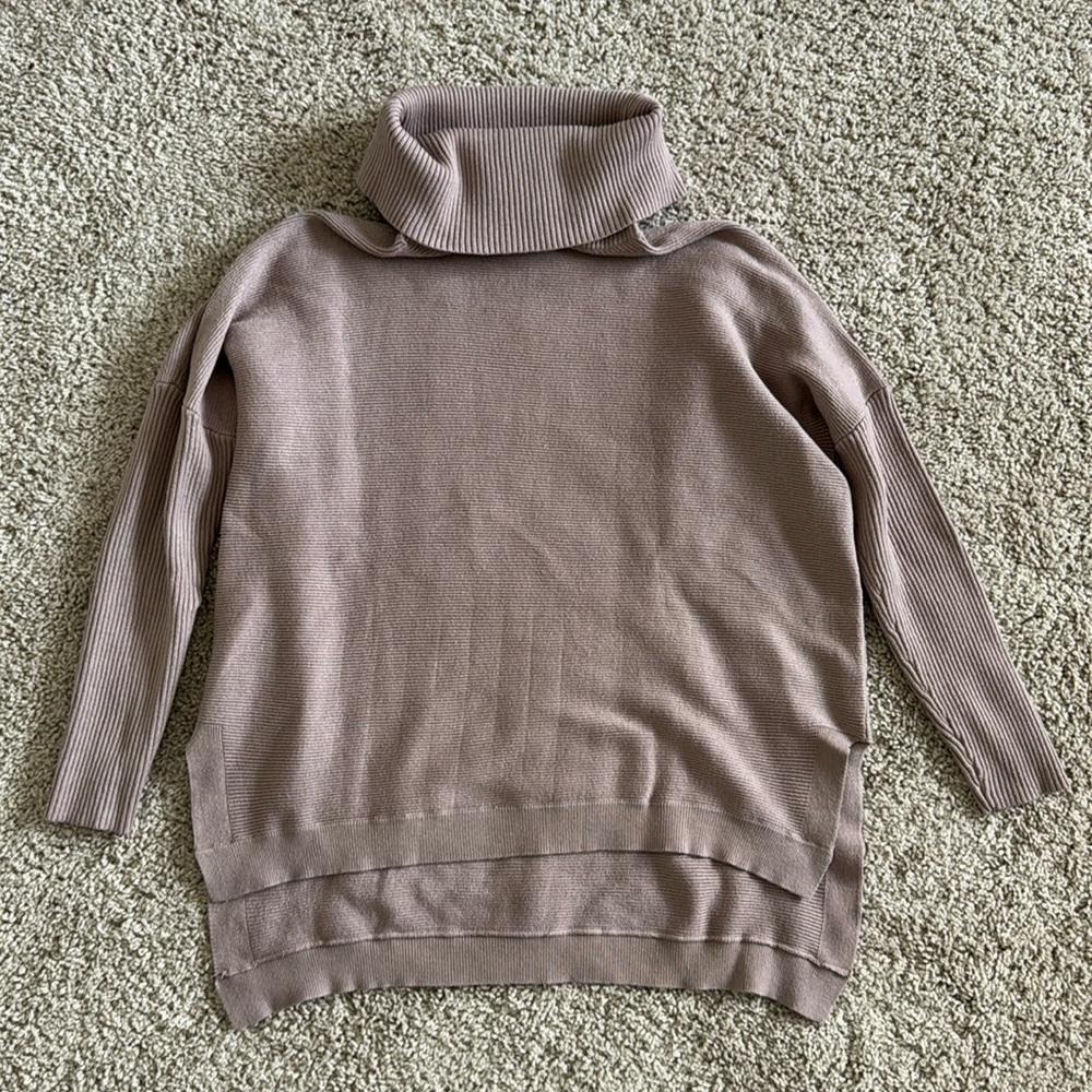 Anrabess turtle neck taupe sweater, size small